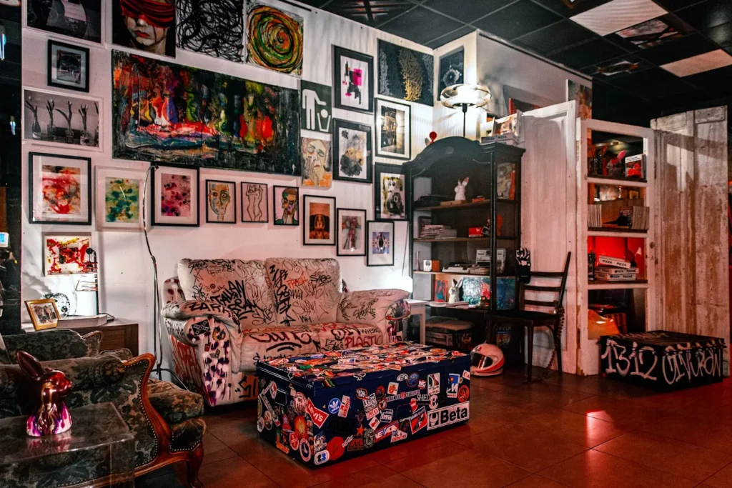 ART MALL 22