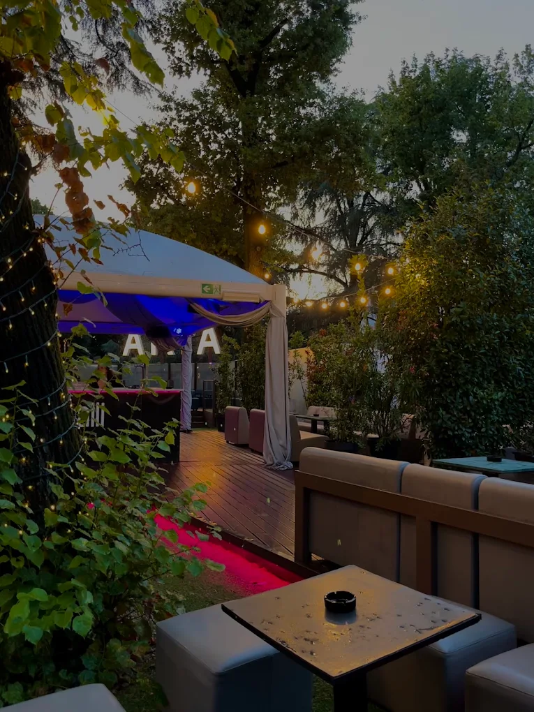 Aria Club Milano - Organizza la tua festa 333-3355536 Aria Club- Organizza il tuo evento 333-3355536