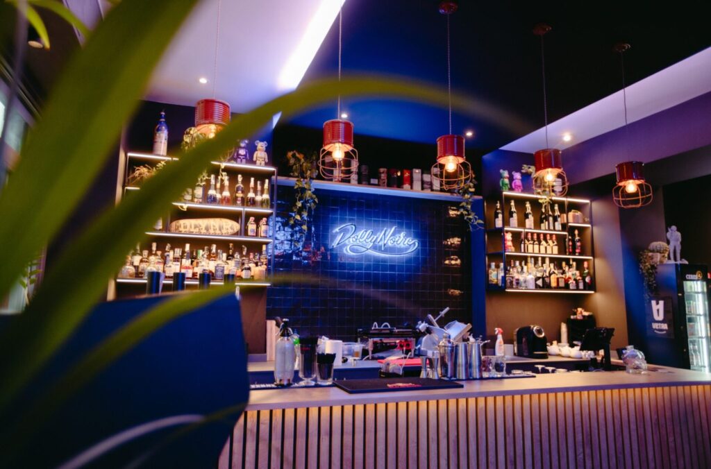 Dolly Noire Milano- Organizza il tuo evento 333-3355536