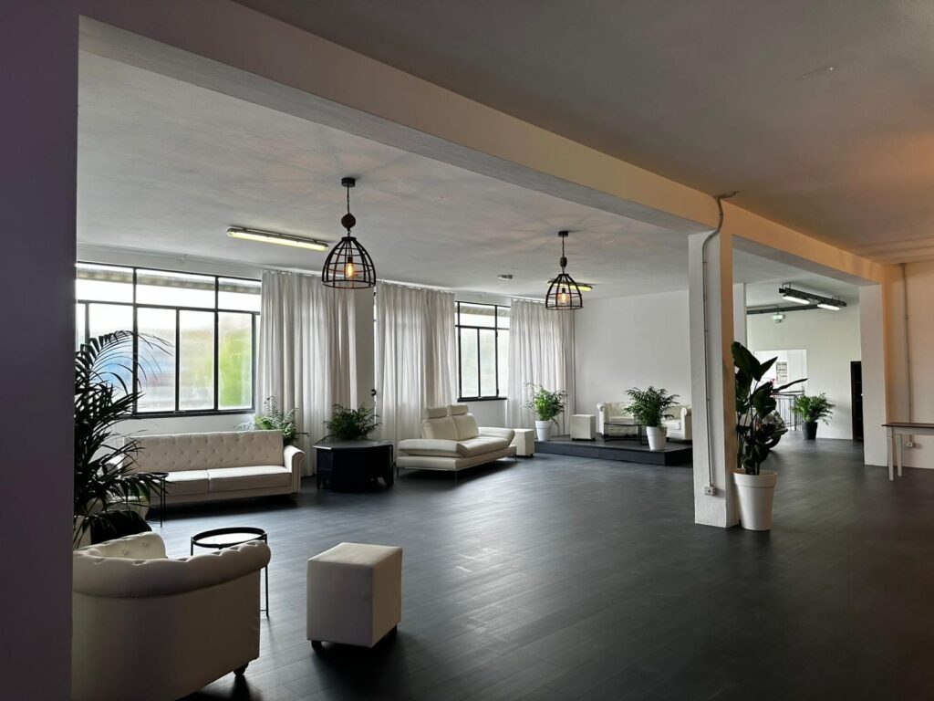 Loft Officine8- Organizza il tuo evento 333-3355536