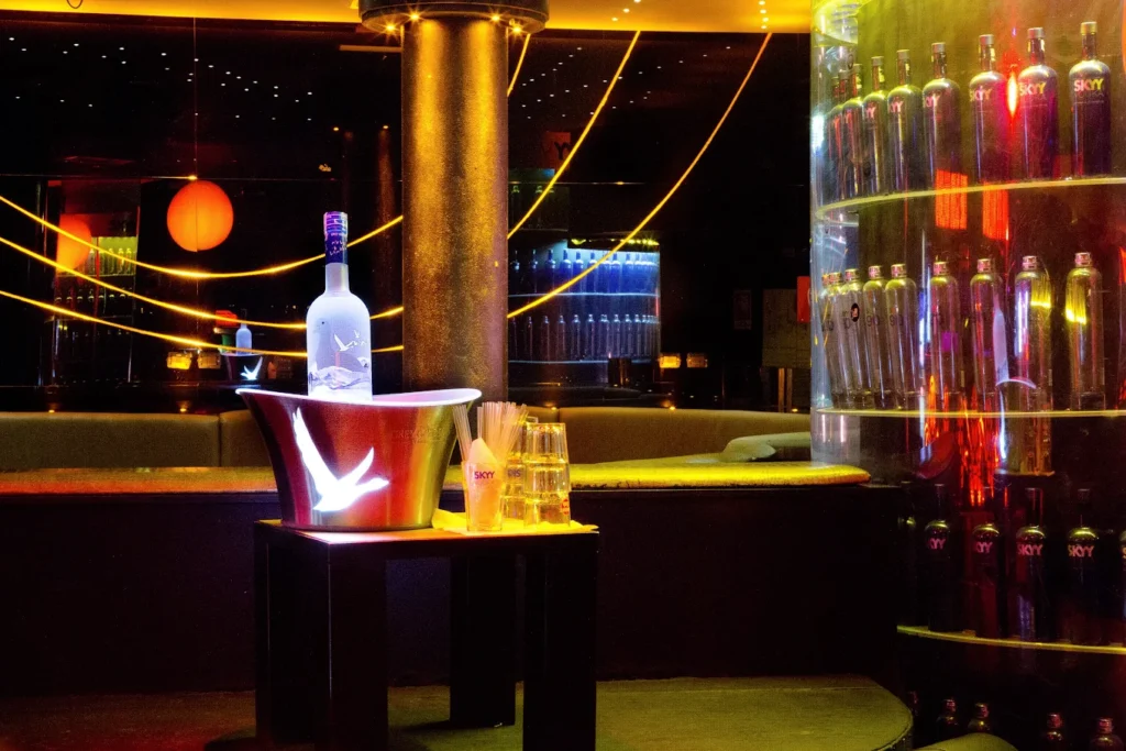 The Club (3) - Organizza il tuo evento a Milano 333-3355536