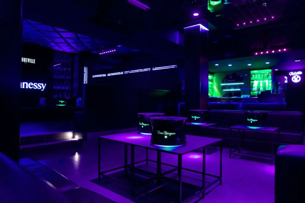 Tocqueville 2- Organizza il tuo evento 333-3355536