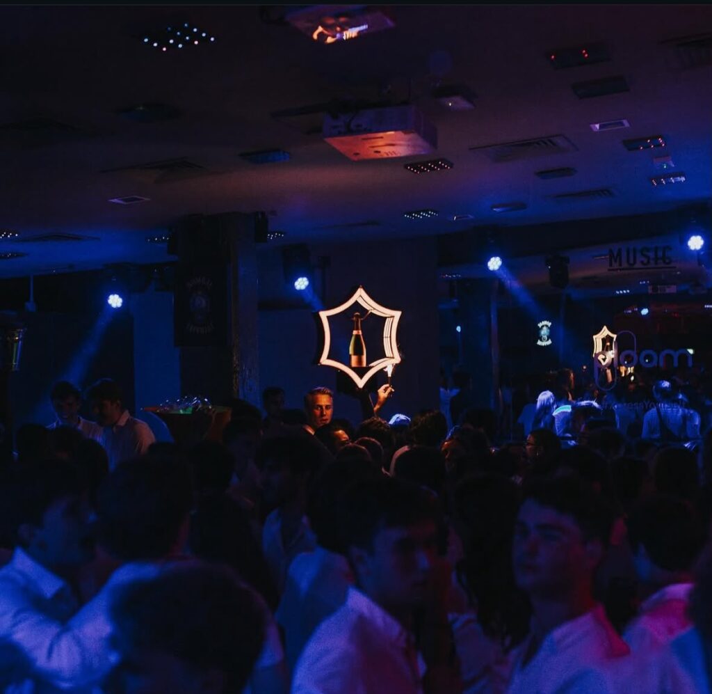 Tom10- Organizza il tuo evento 333-3355536