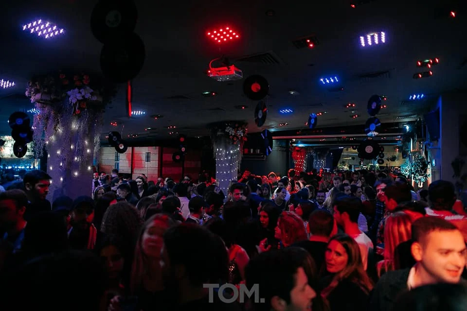 Tom9- Organizza il tuo evento 333-3355536