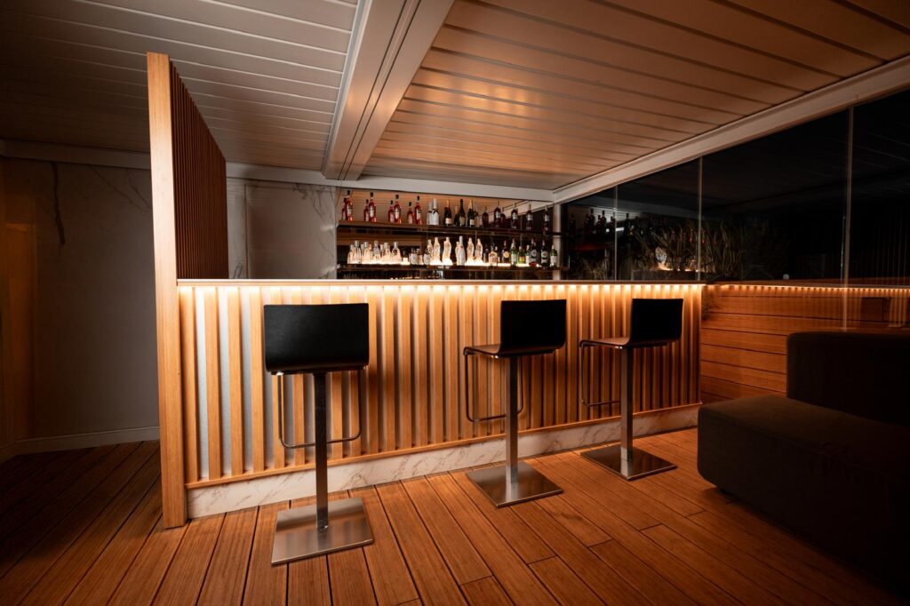 terrazza regina 10- organizza il tuo evento 333-3355536