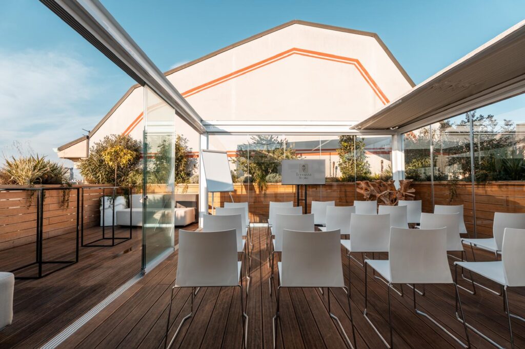 terrazza regina9 - organizza il tuo evento 333-3355536